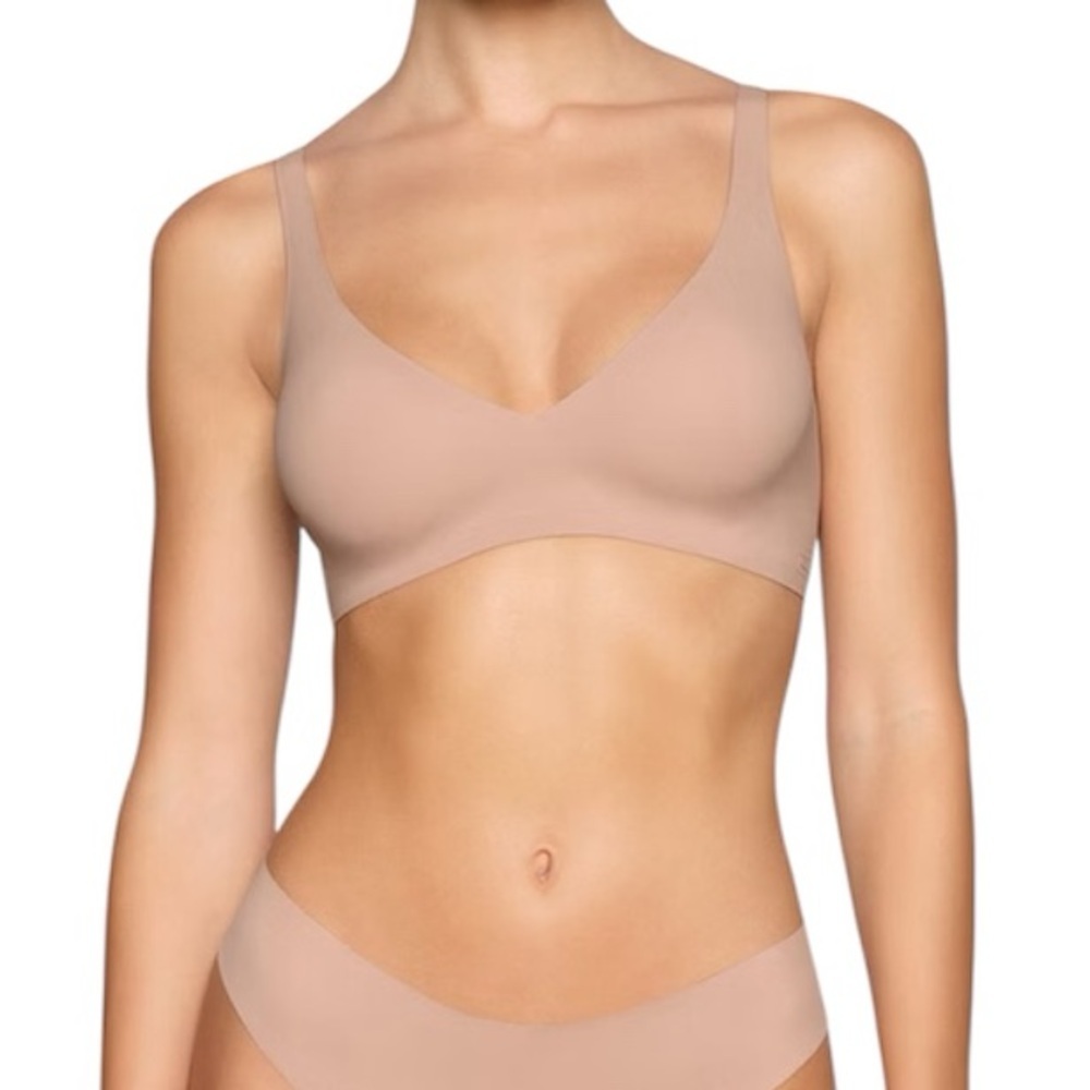 Skims V-neck Bra